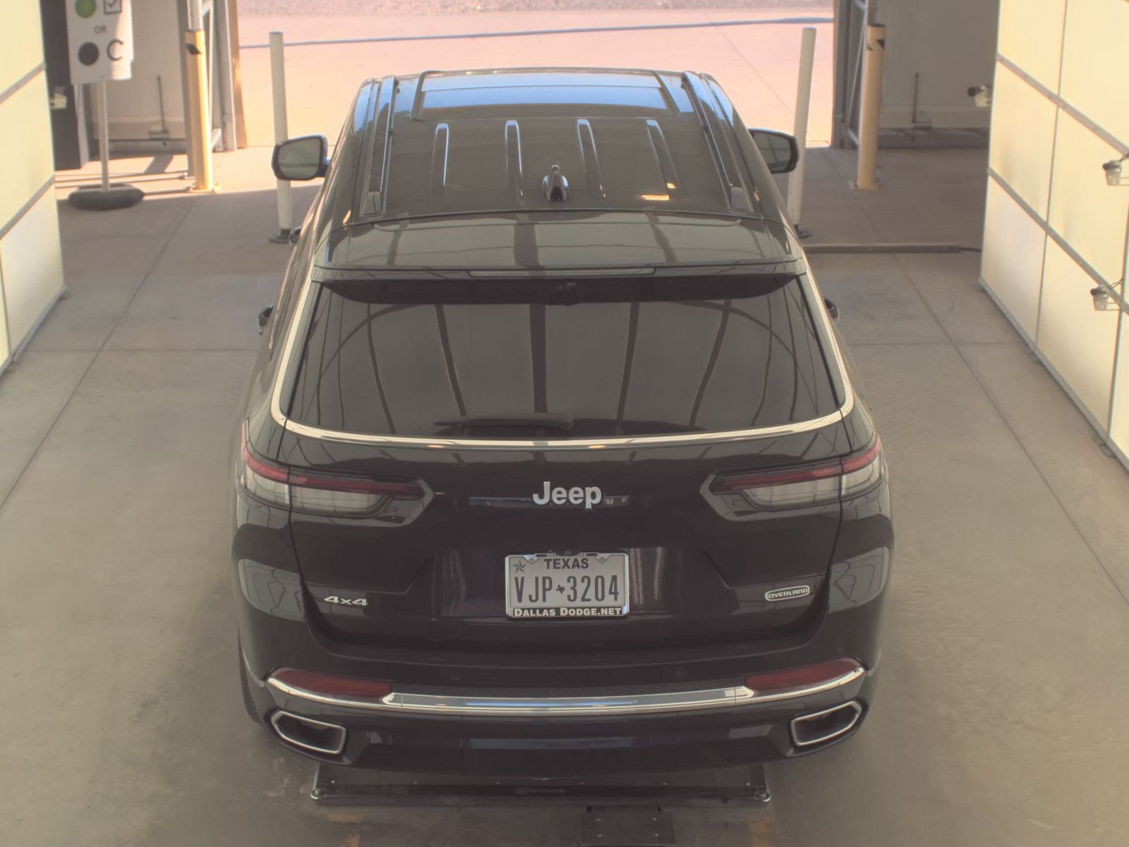 JEEP OVERLAND - 7