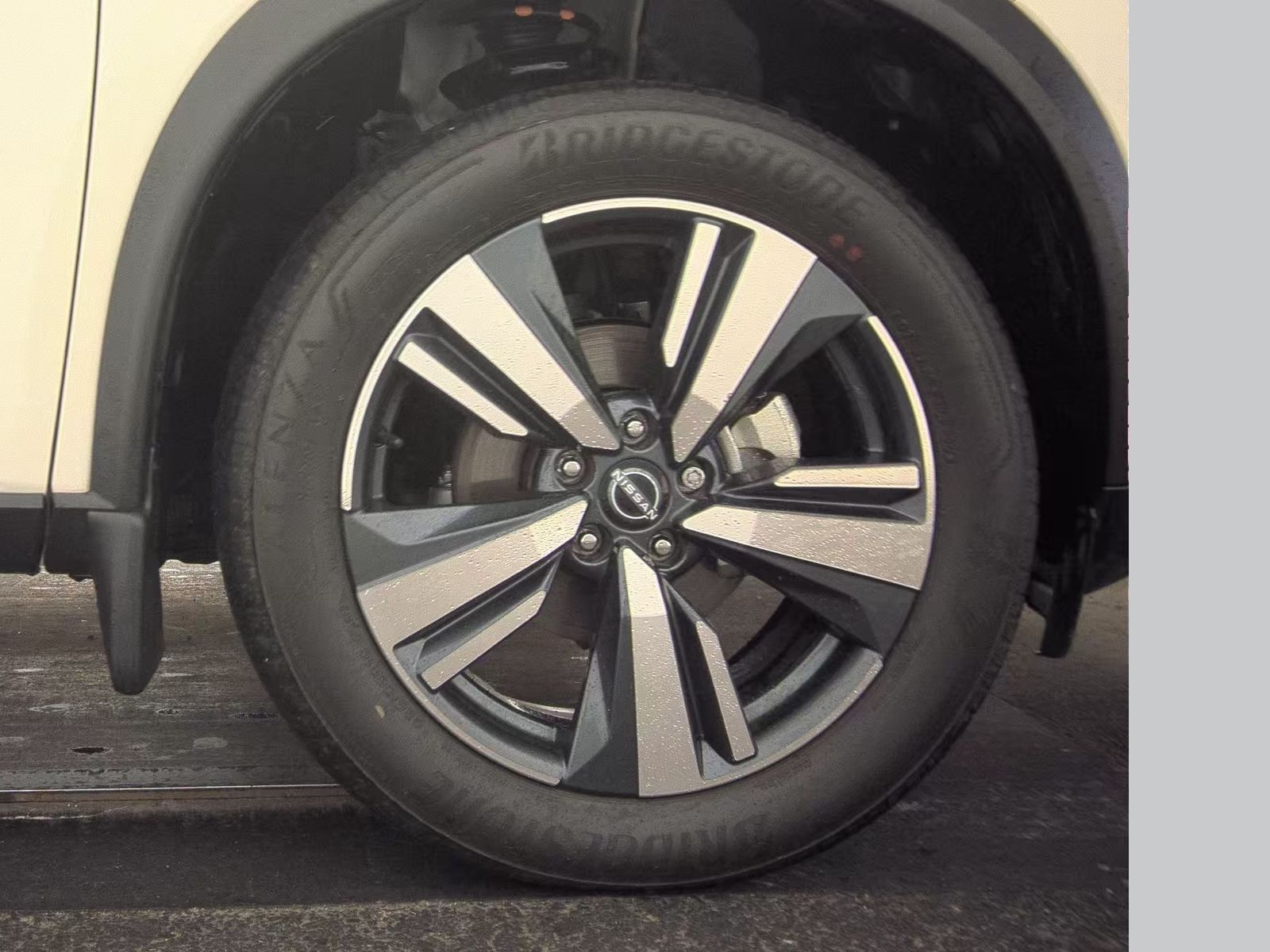 2023 Nissan Rogue SL FWD