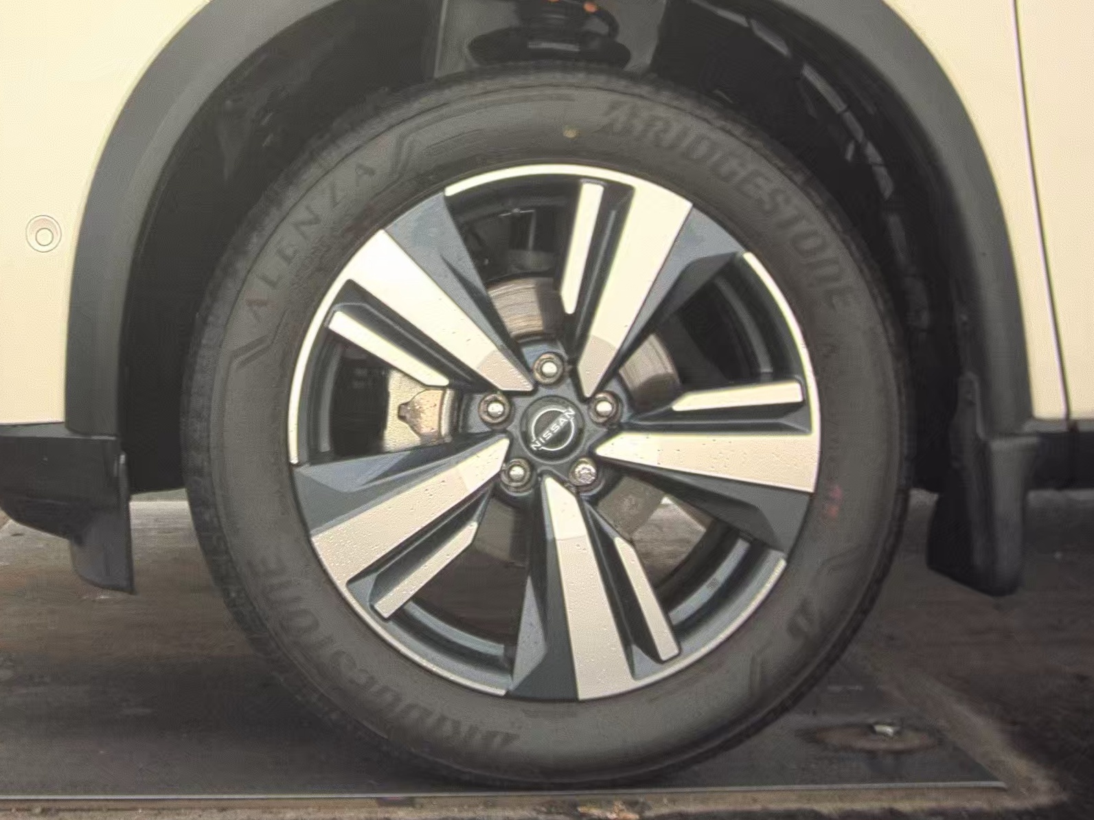 2023 Nissan Rogue SL FWD