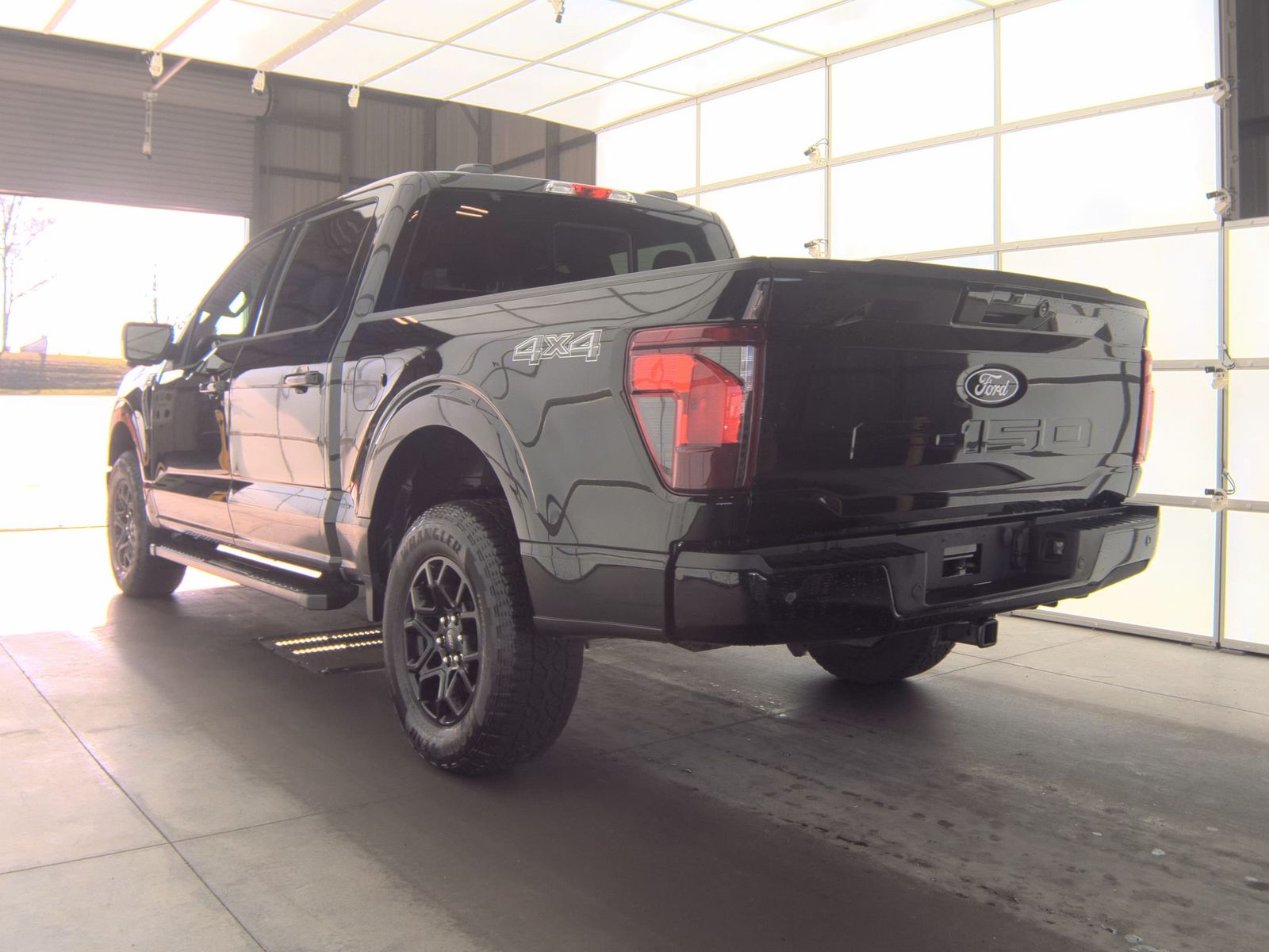 2025 Ford F-150 XLT AWD