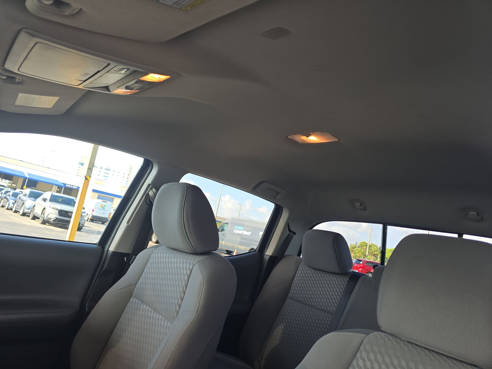 2023 Toyota Tacoma SR5 AWD