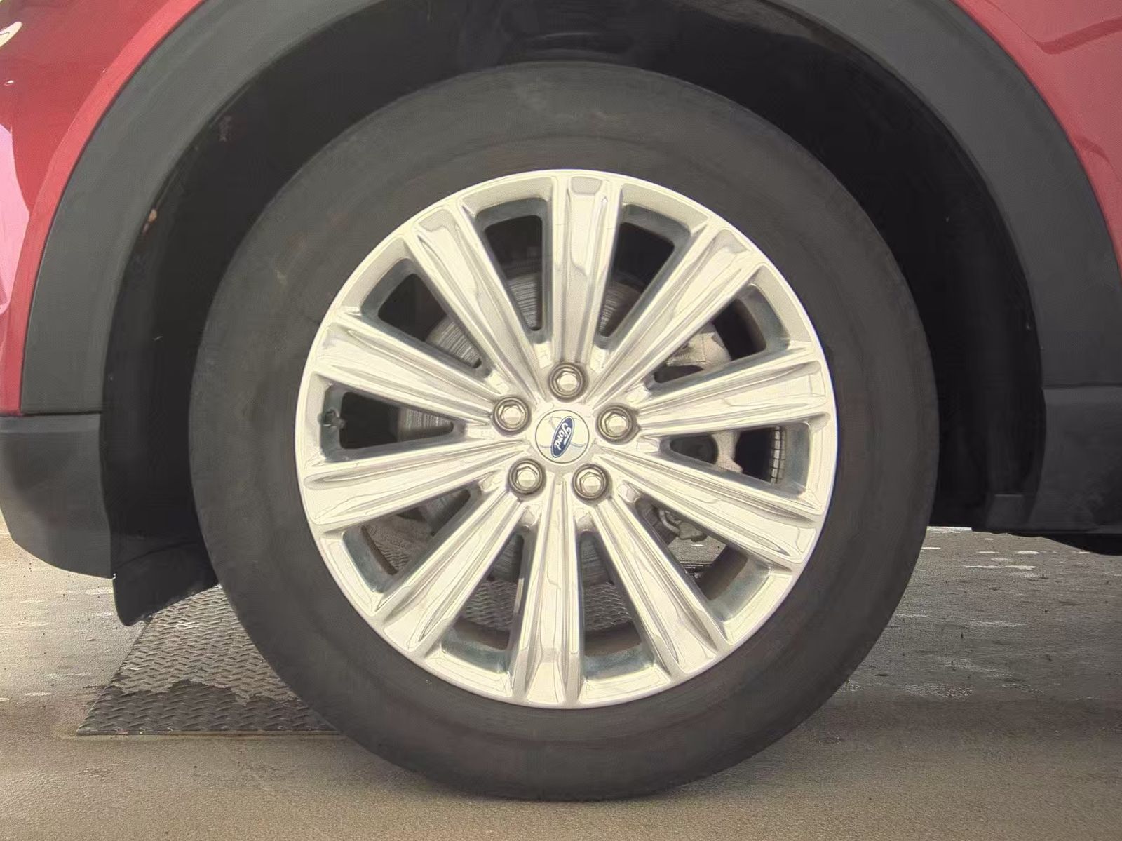 2022 Ford Explorer Limited AWD