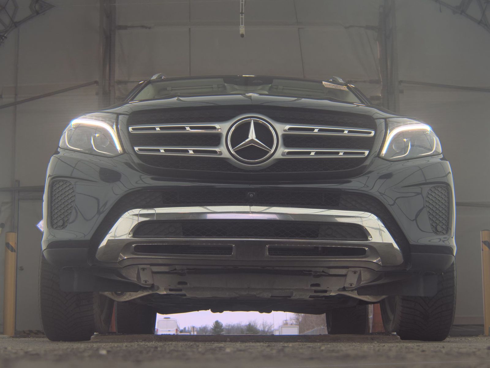 MERCEDES-BENZ GLS - 4