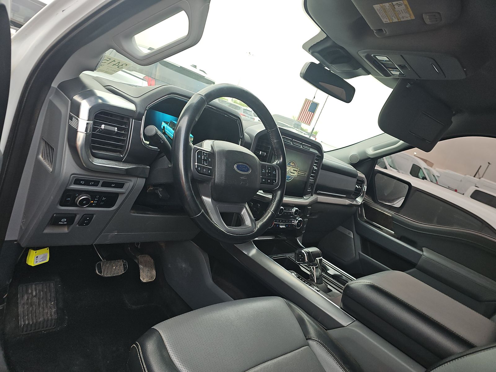 2023 Ford F-150 Lariat AWD