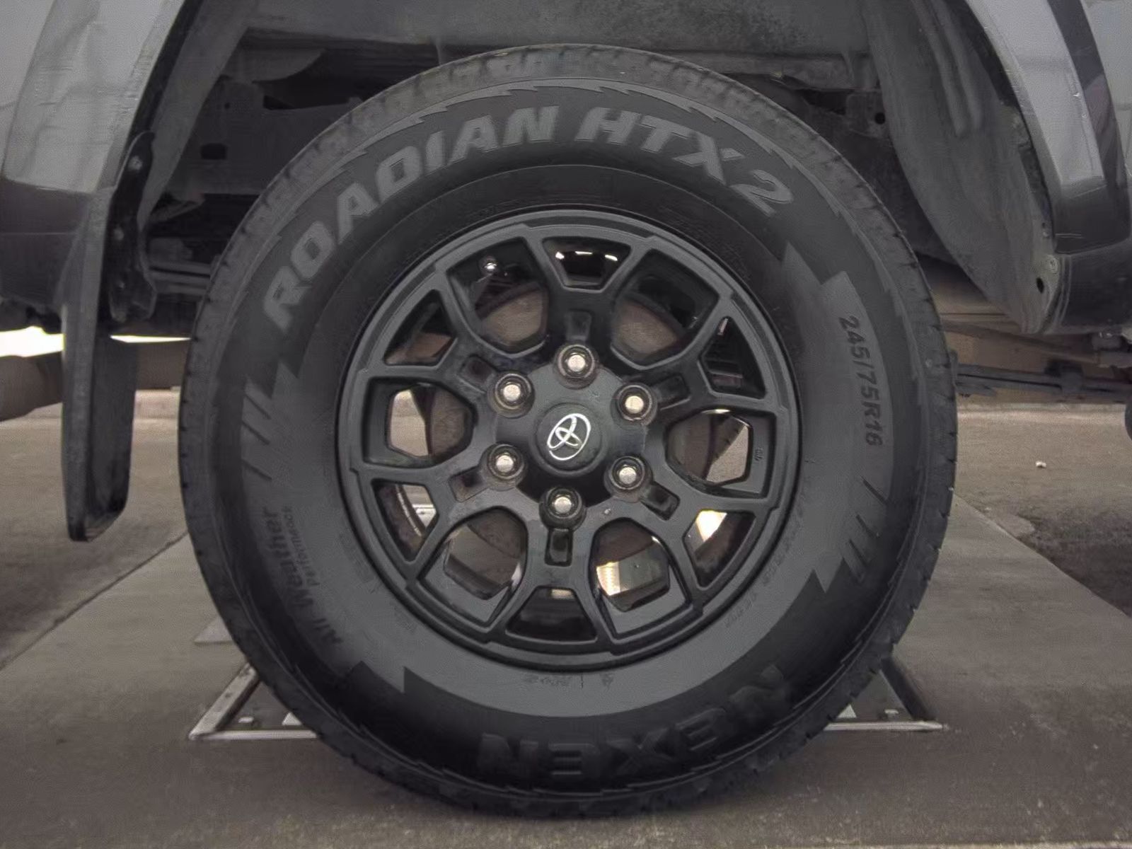 2019 Toyota Tacoma SR5 RWD