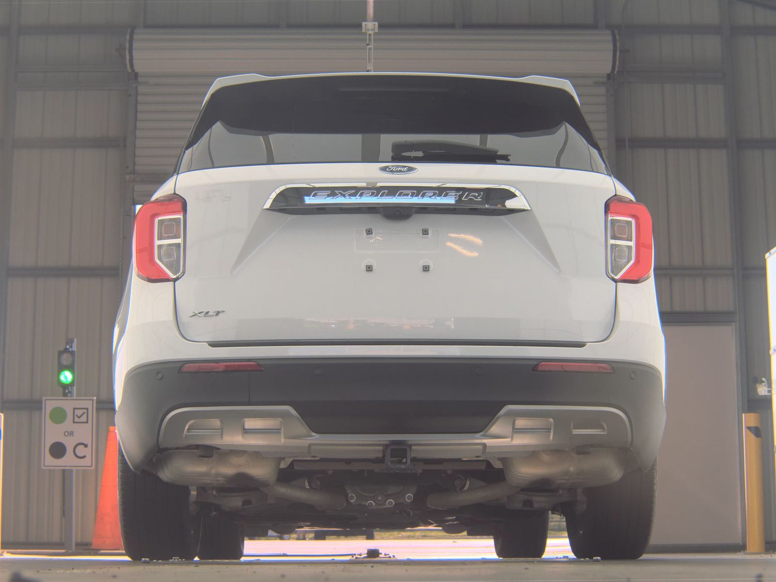 2023 Ford Explorer XLT RWD