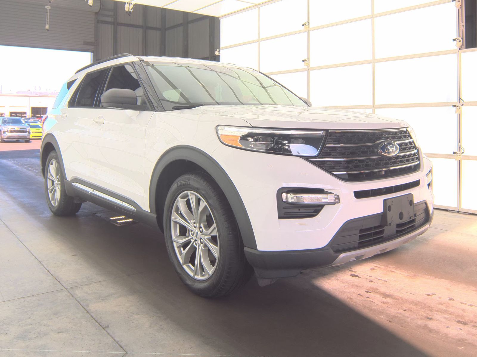 2023 Ford Explorer XLT RWD