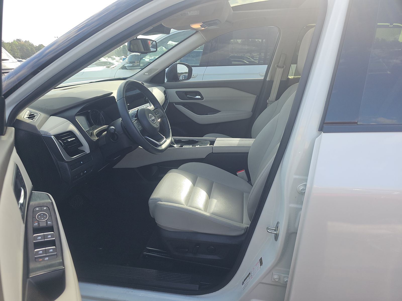 2023 Nissan Rogue SL FWD