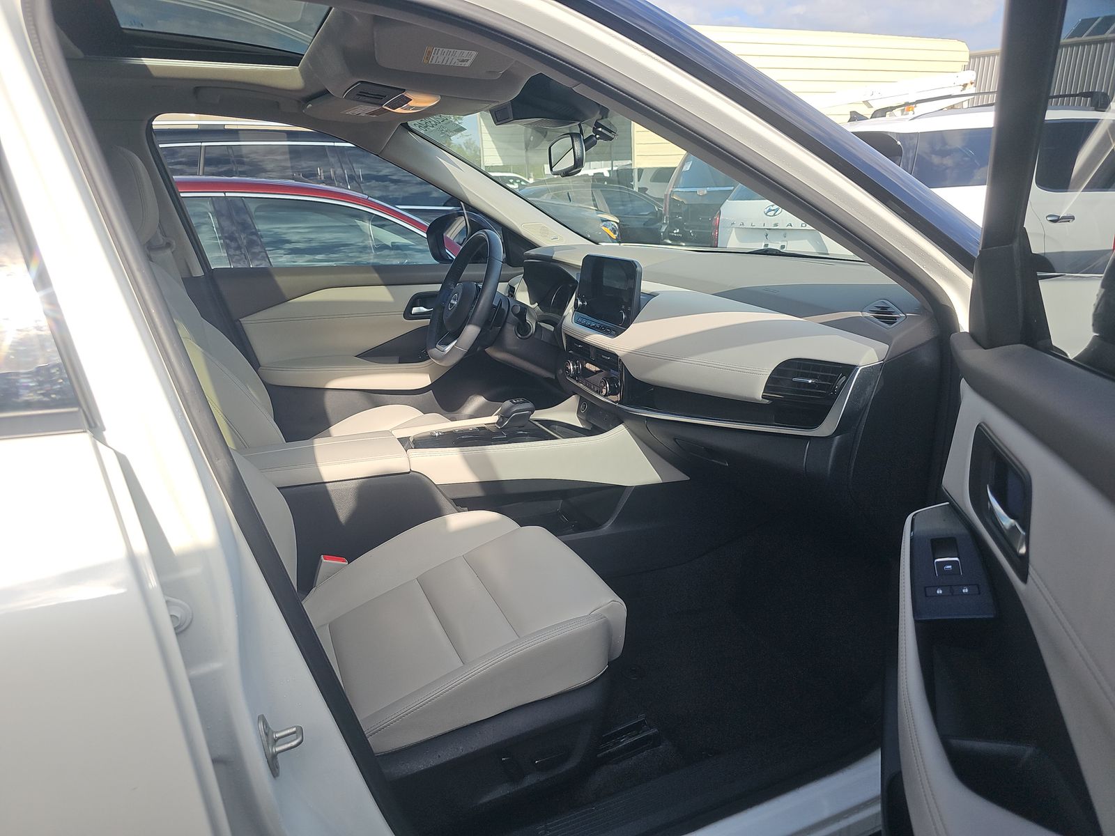 2023 Nissan Rogue SL FWD