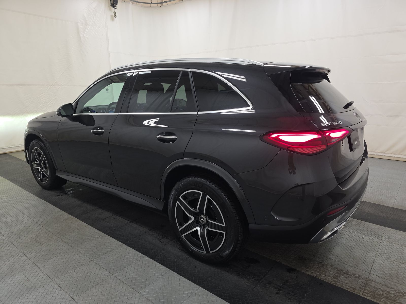 2025 Mercedes-Benz GLC GLC 300 AWD