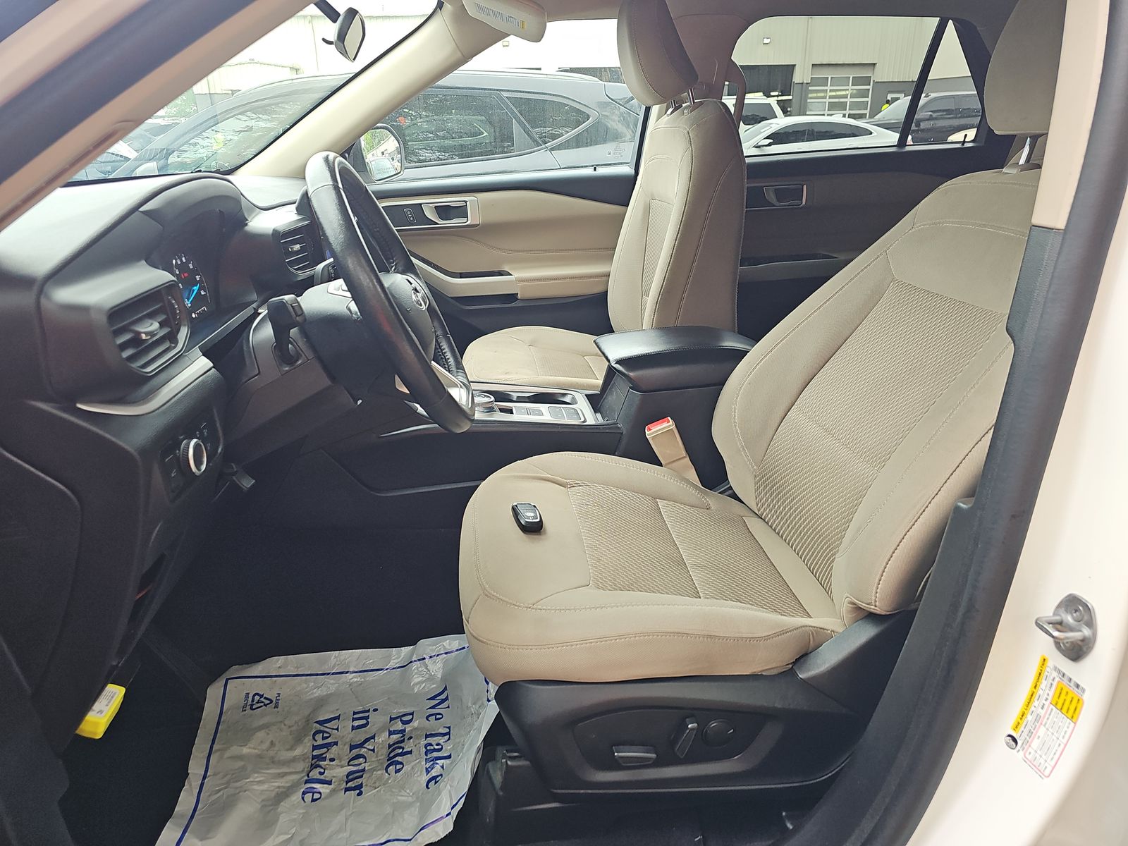 FORD EXPLORER - 8