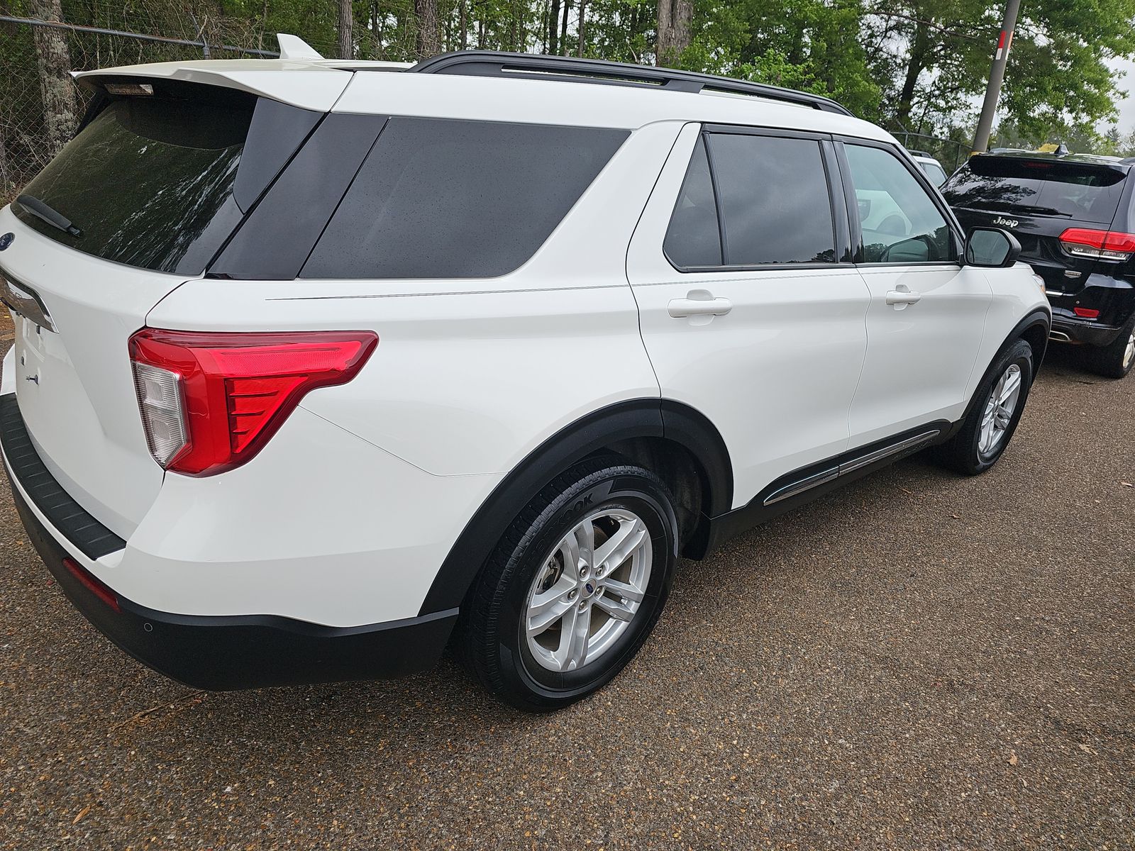 FORD EXPLORER - 5