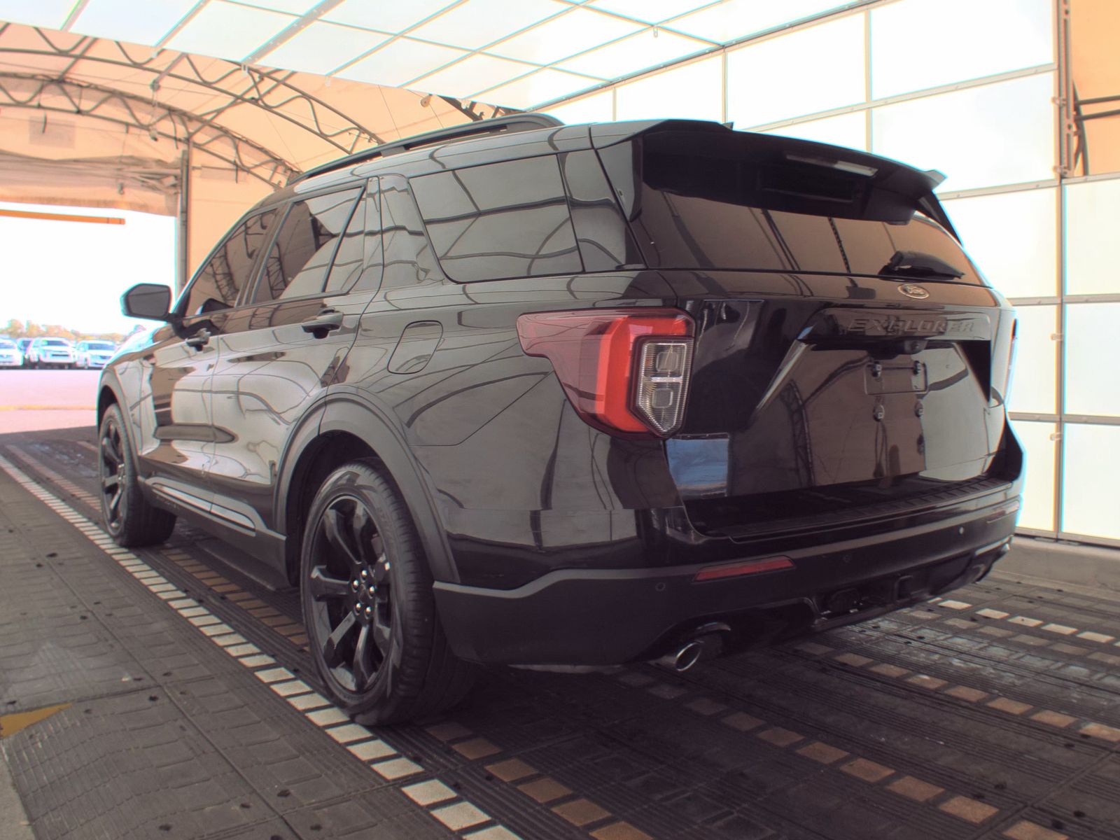 2023 Ford Explorer ST-Line RWD