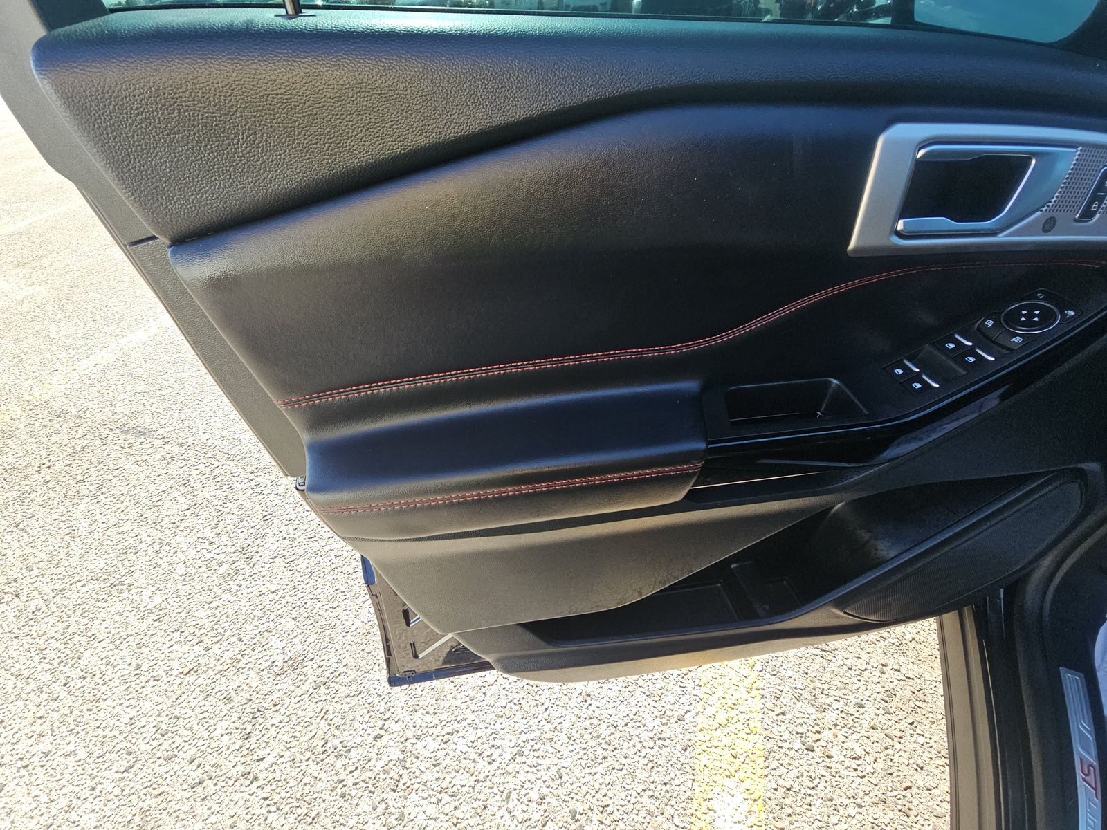 2023 Ford Explorer ST-Line RWD