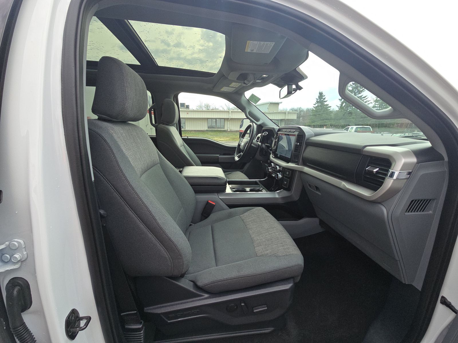 2023 Ford F-150 Hybrid XLT AWD