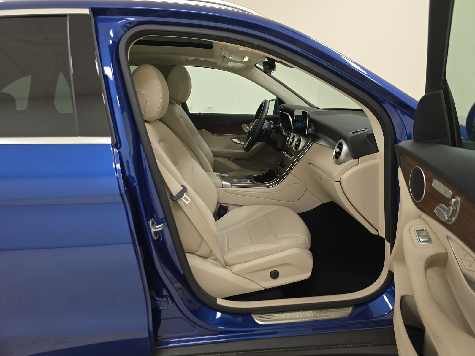 MERCEDES-BENZ GLC-CLASS - 9