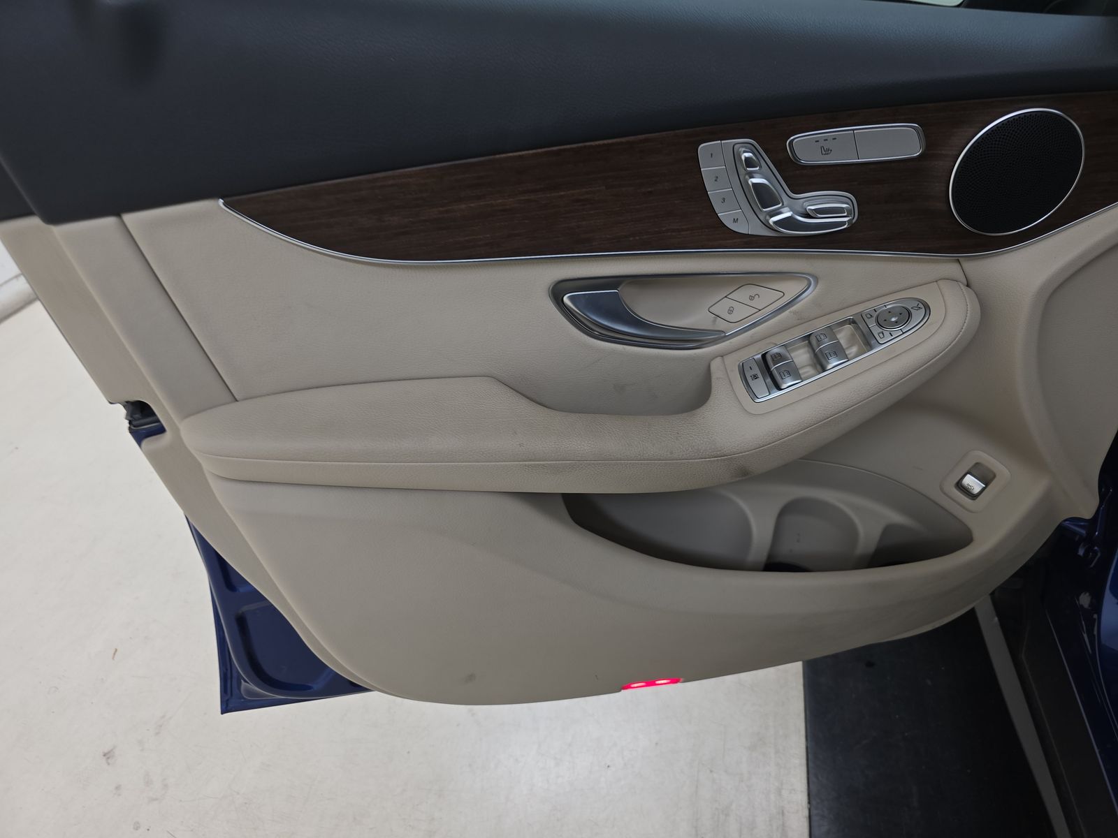 MERCEDES-BENZ GLC-CLASS - 10