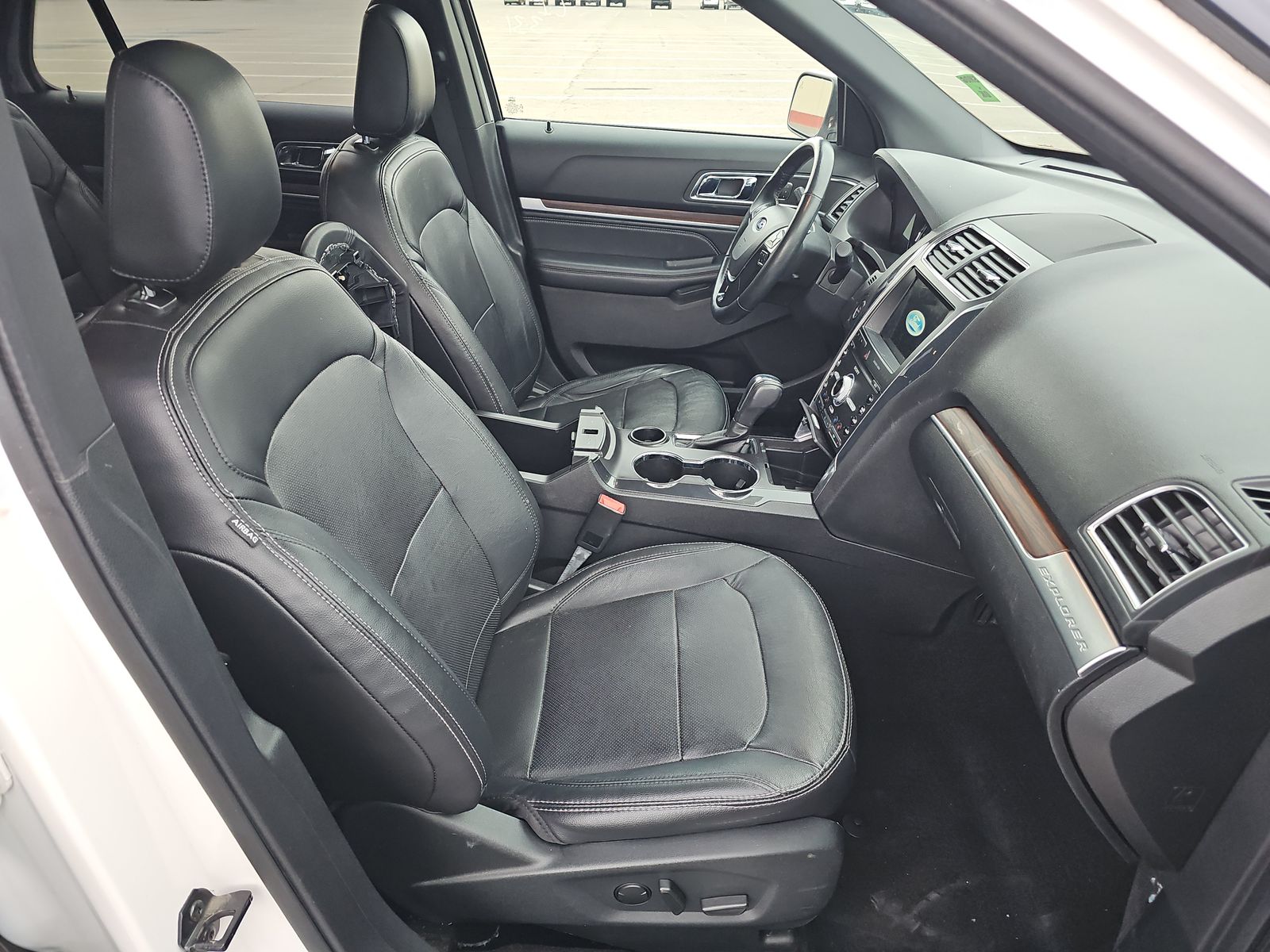 2019 Ford Explorer Limited FWD