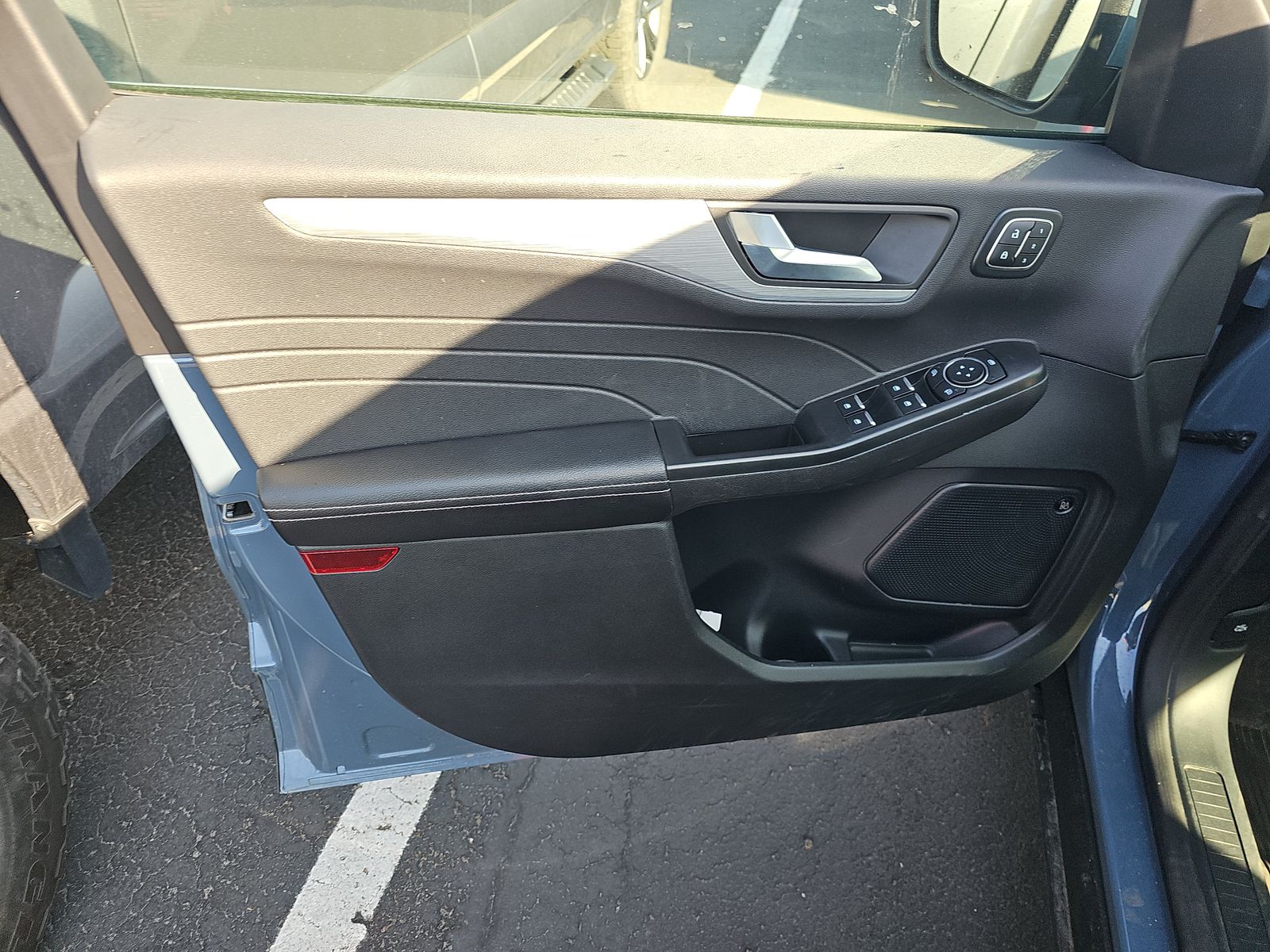 2025 Ford Escape Hybrid Platinum FWD