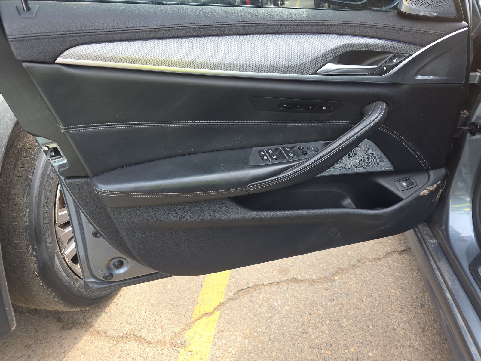 2020 BMW 5 Series M550i xDrive AWD