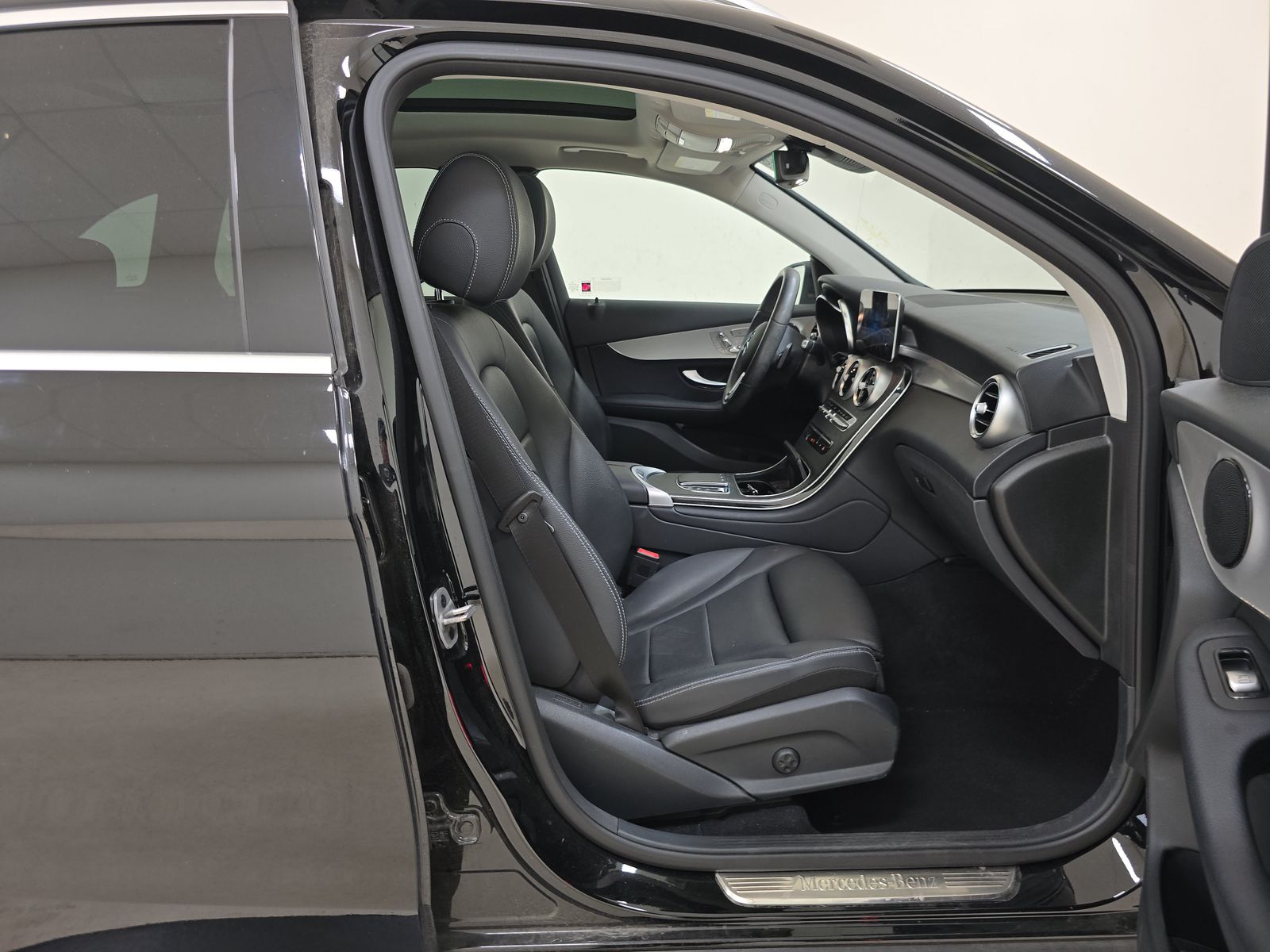 MERCEDES-BENZ GLC-CLASS - 9