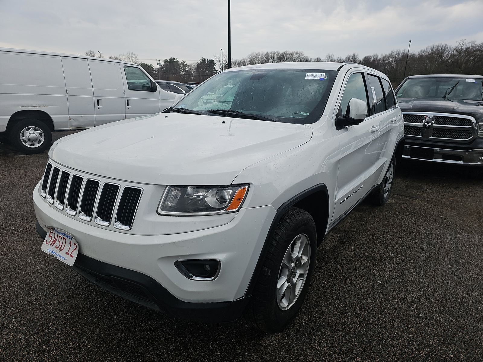 JEEP LAREDO - 1