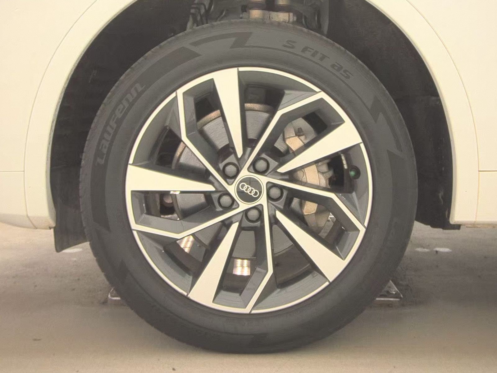 2023 Audi Q5 S line Premium Plus AWD