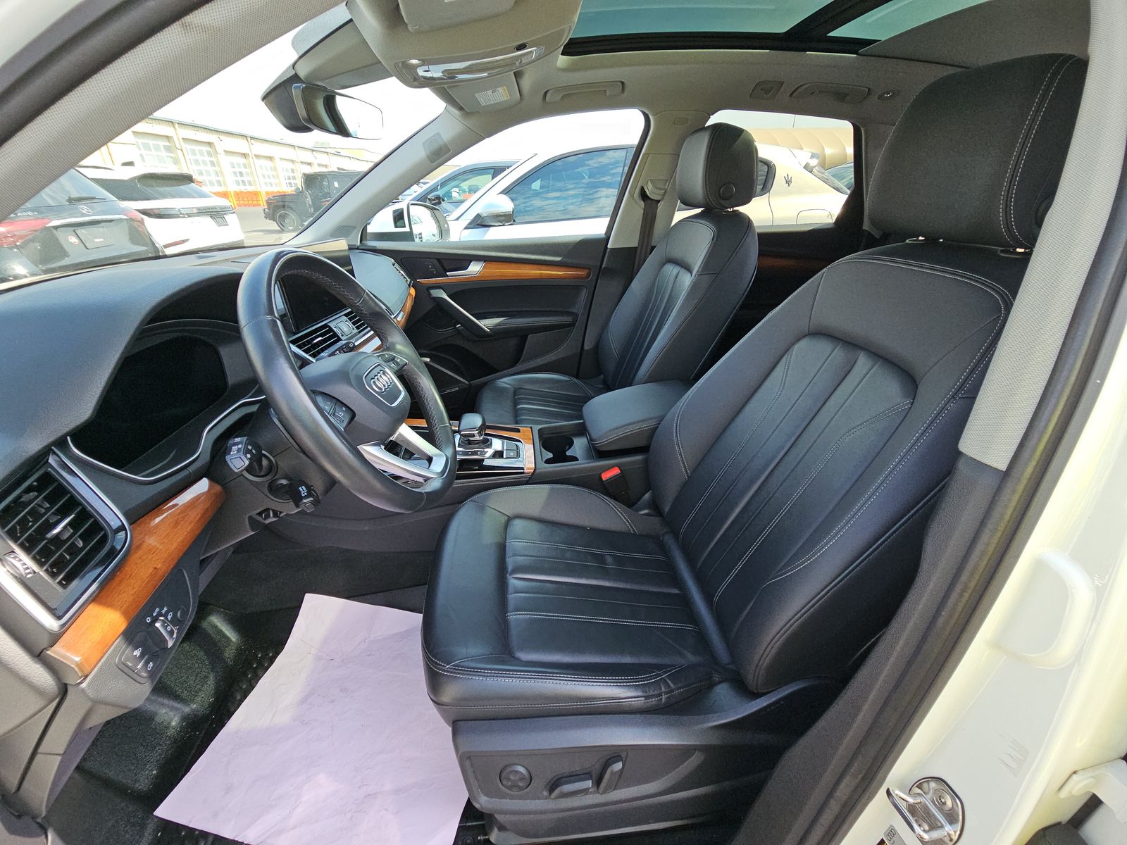 2023 Audi Q5 S line Premium Plus AWD