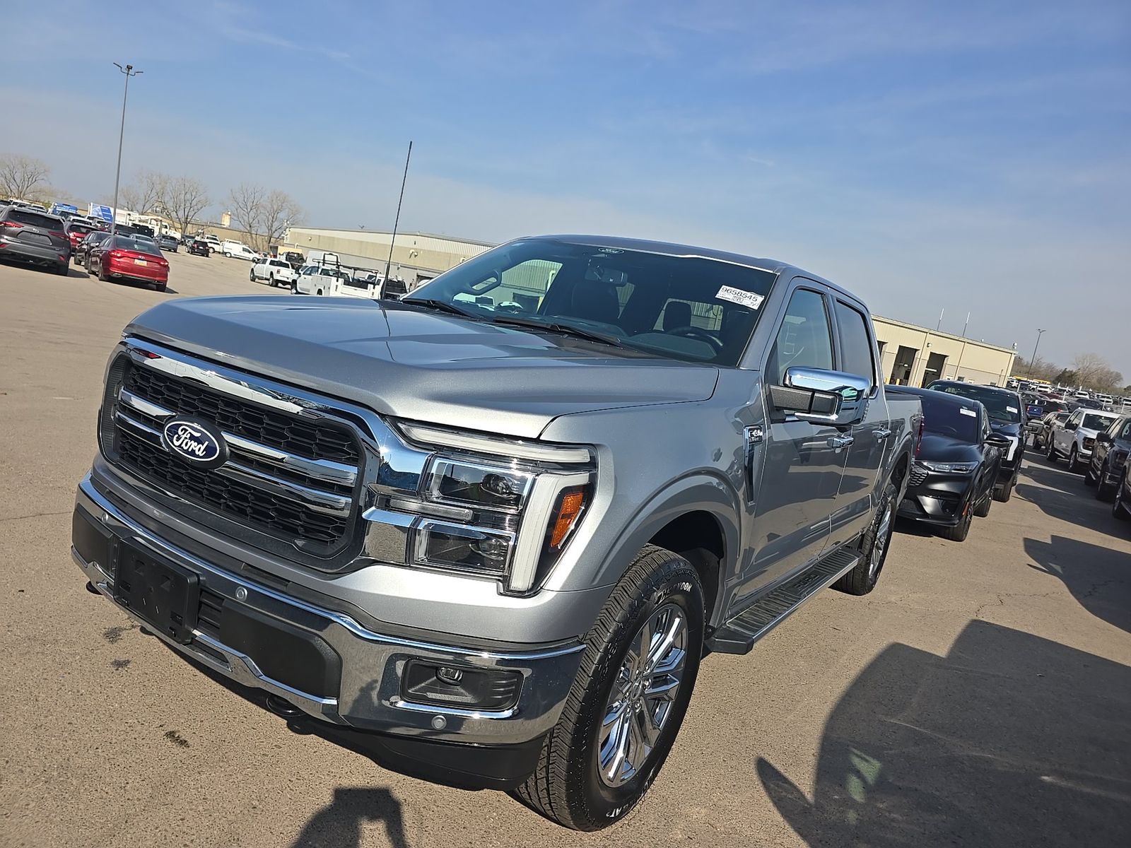 2025 Ford F-150 Lariat AWD