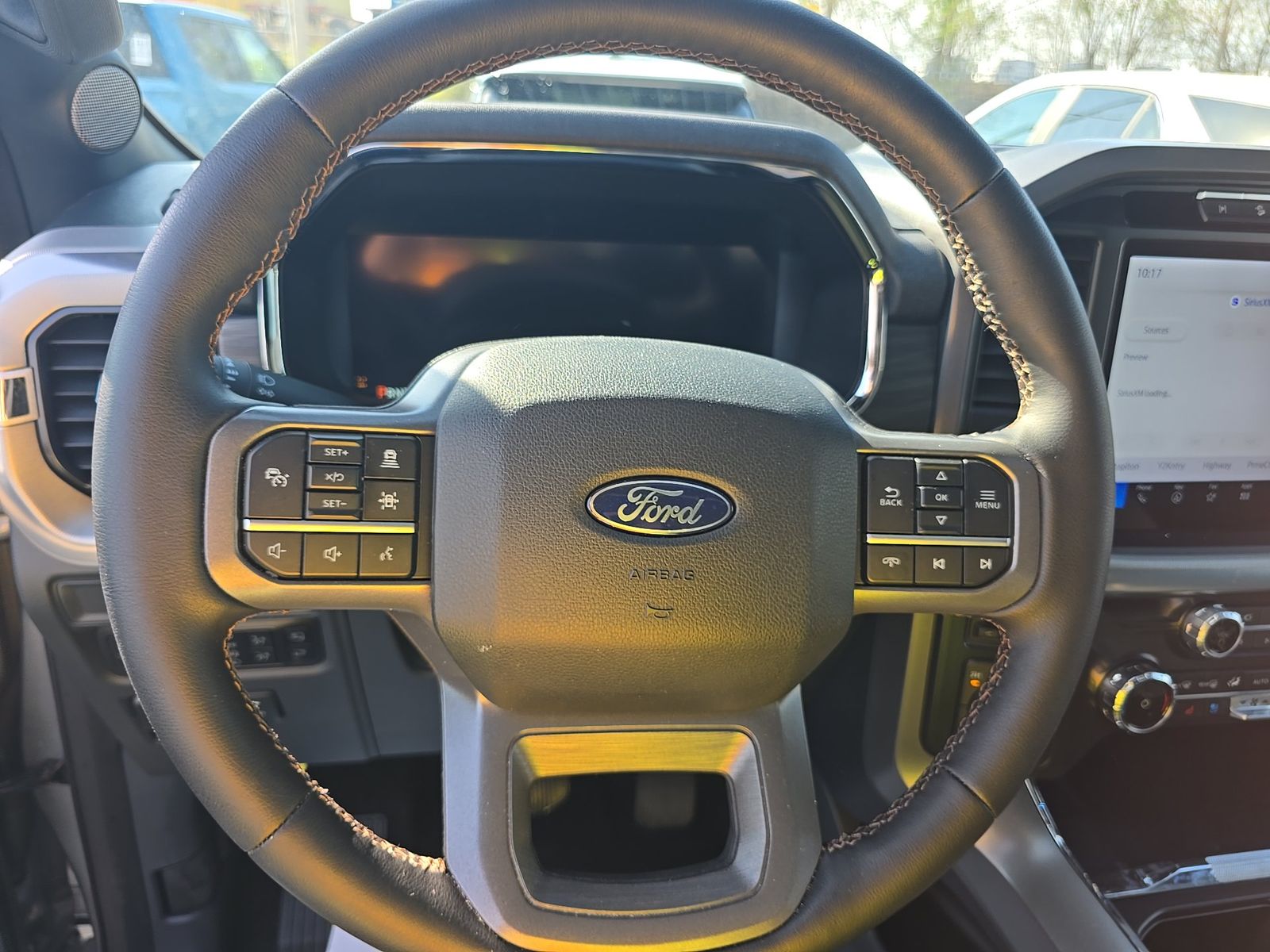 2025 Ford F-150 Lariat AWD