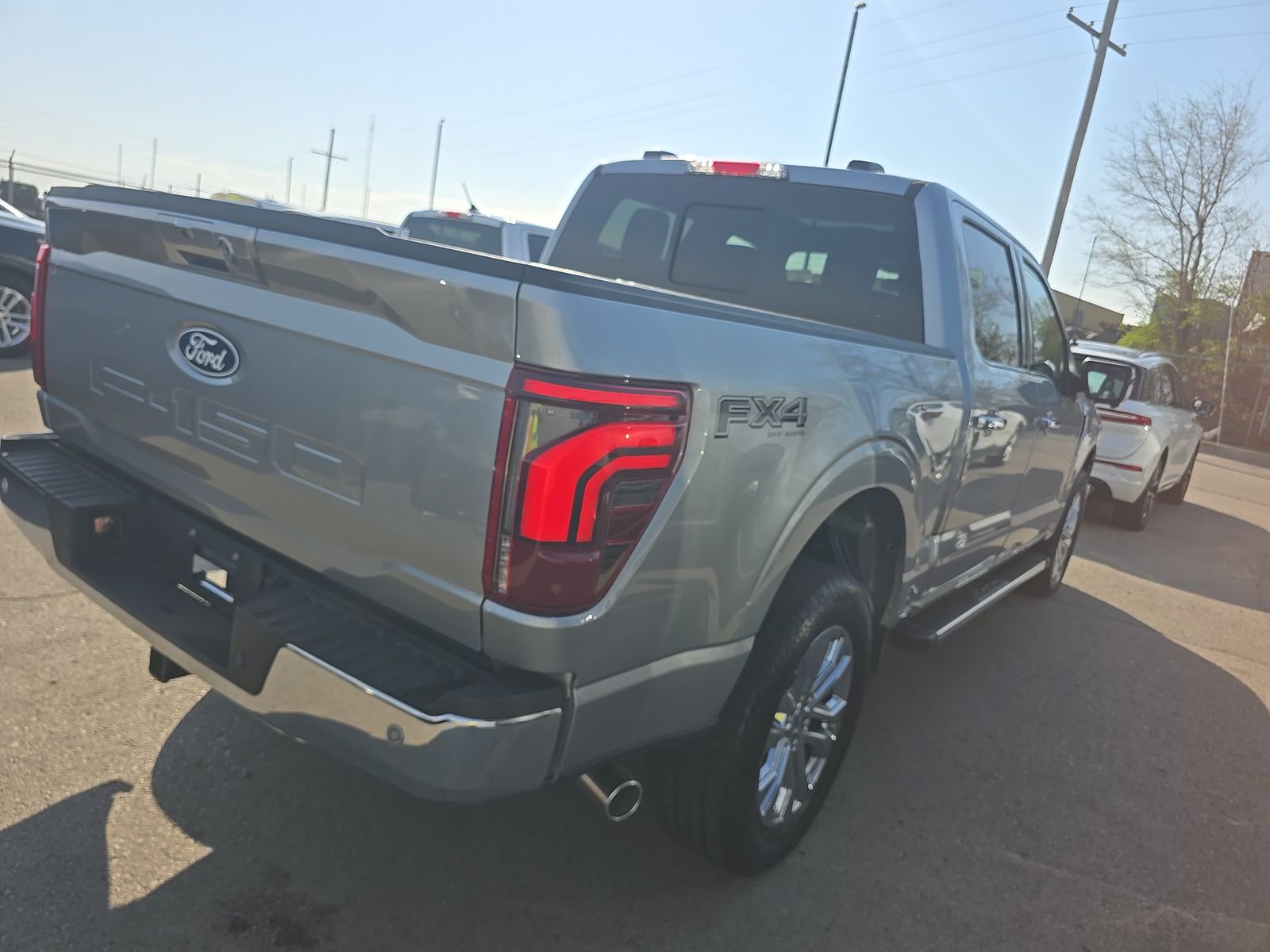 2025 Ford F-150 Lariat AWD