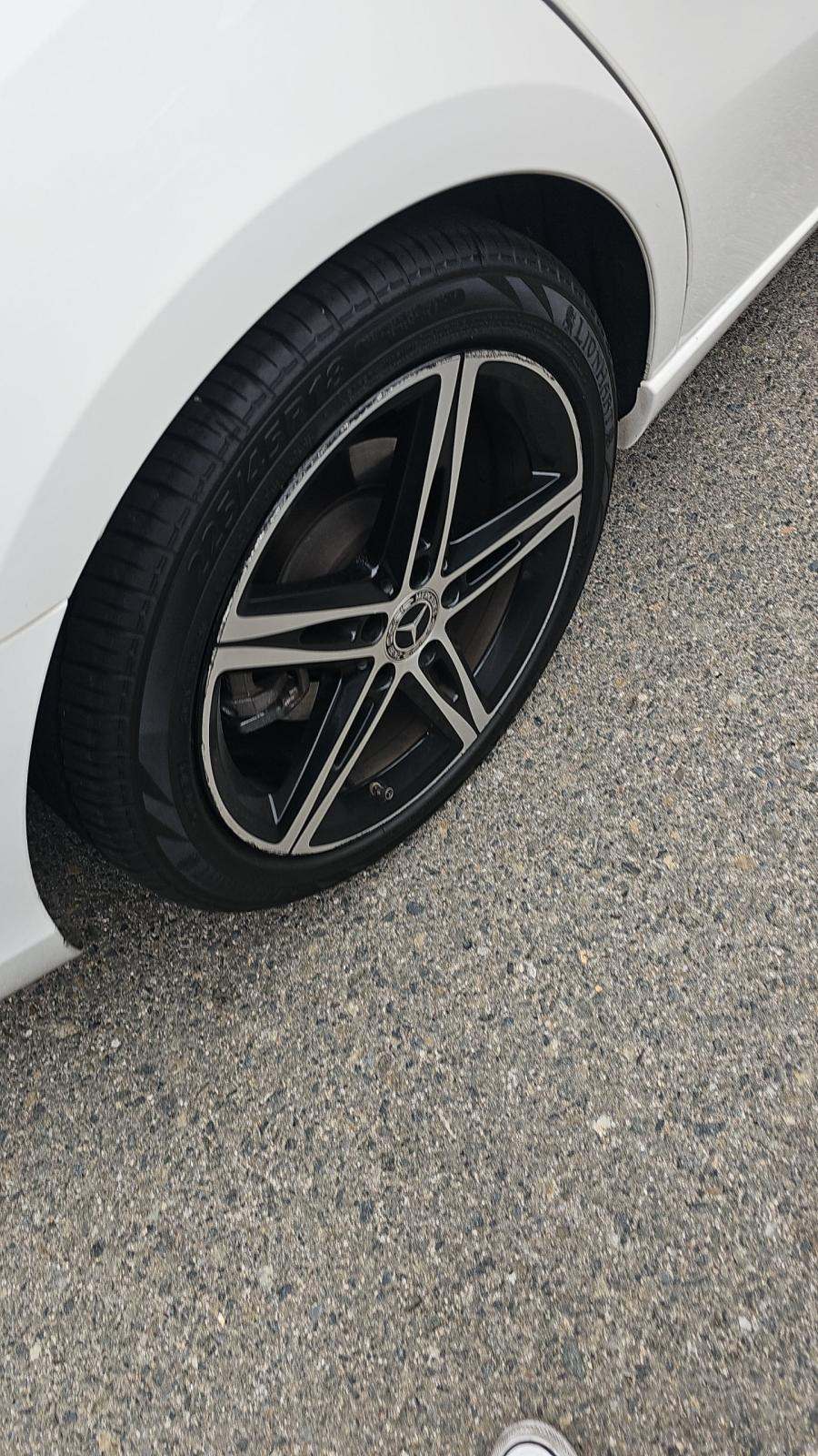 2019 Mercedes-Benz A-Class A 220 FWD