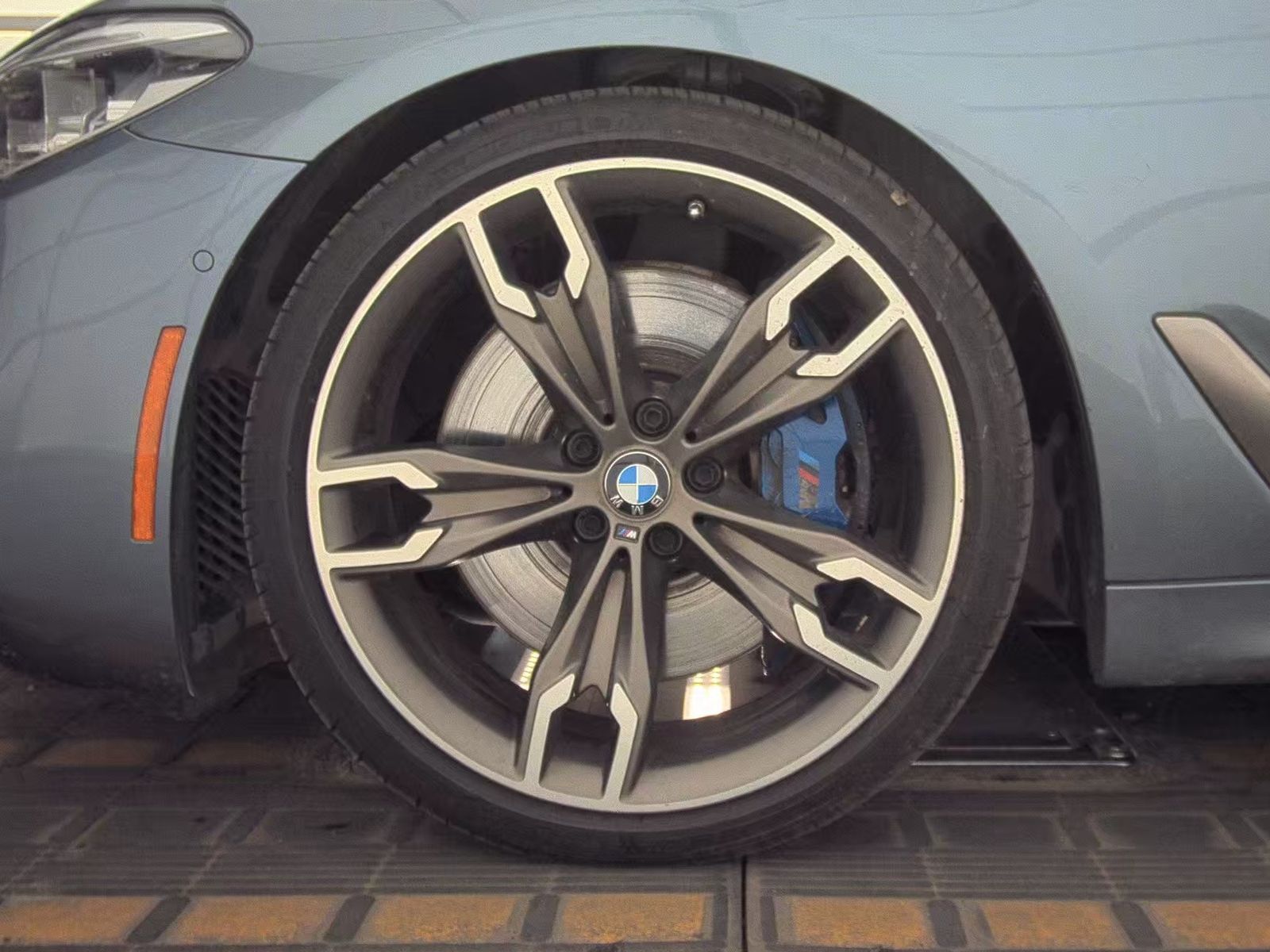 2020 BMW 5 Series M550i xDrive AWD