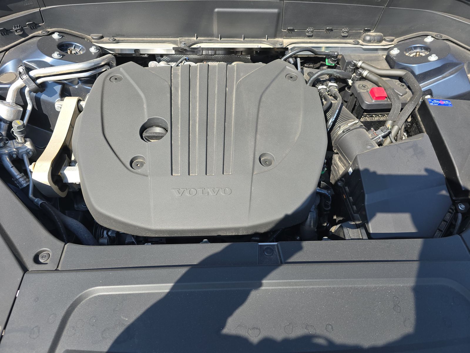 2025 Volvo XC90 B5 Core AWD