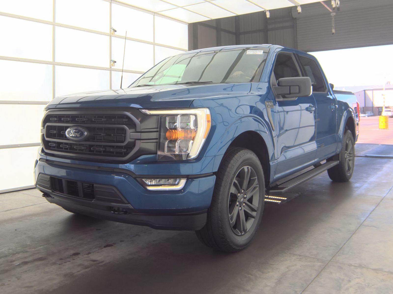 2023 Ford F-150 XLT AWD
