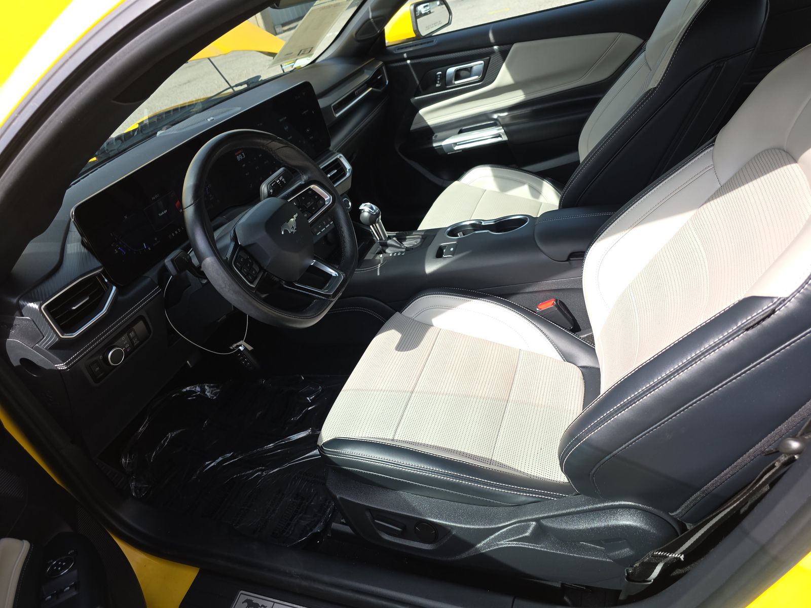 2024 Ford Mustang EcoBoost Premium RWD