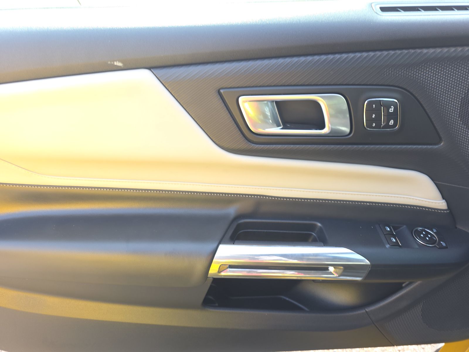 2024 Ford Mustang EcoBoost Premium RWD