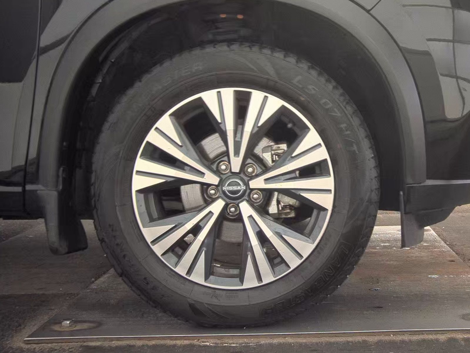 2023 Nissan Rogue SV AWD