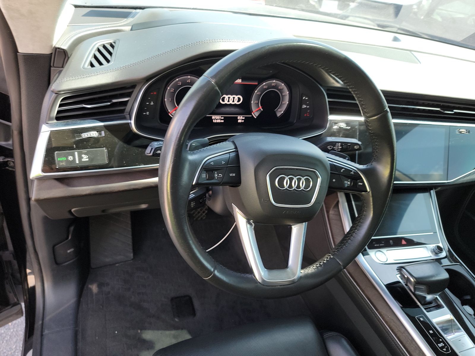 2019 Audi Q8 Prestige AWD