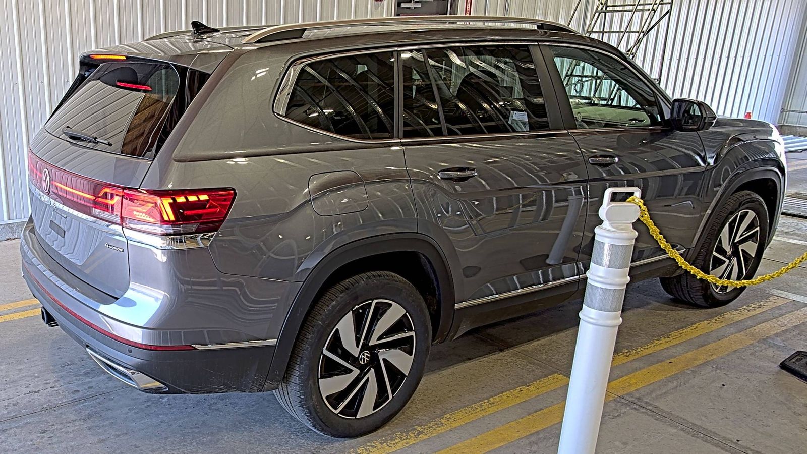 2025 Volkswagen Atlas 2.0T SEL AWD