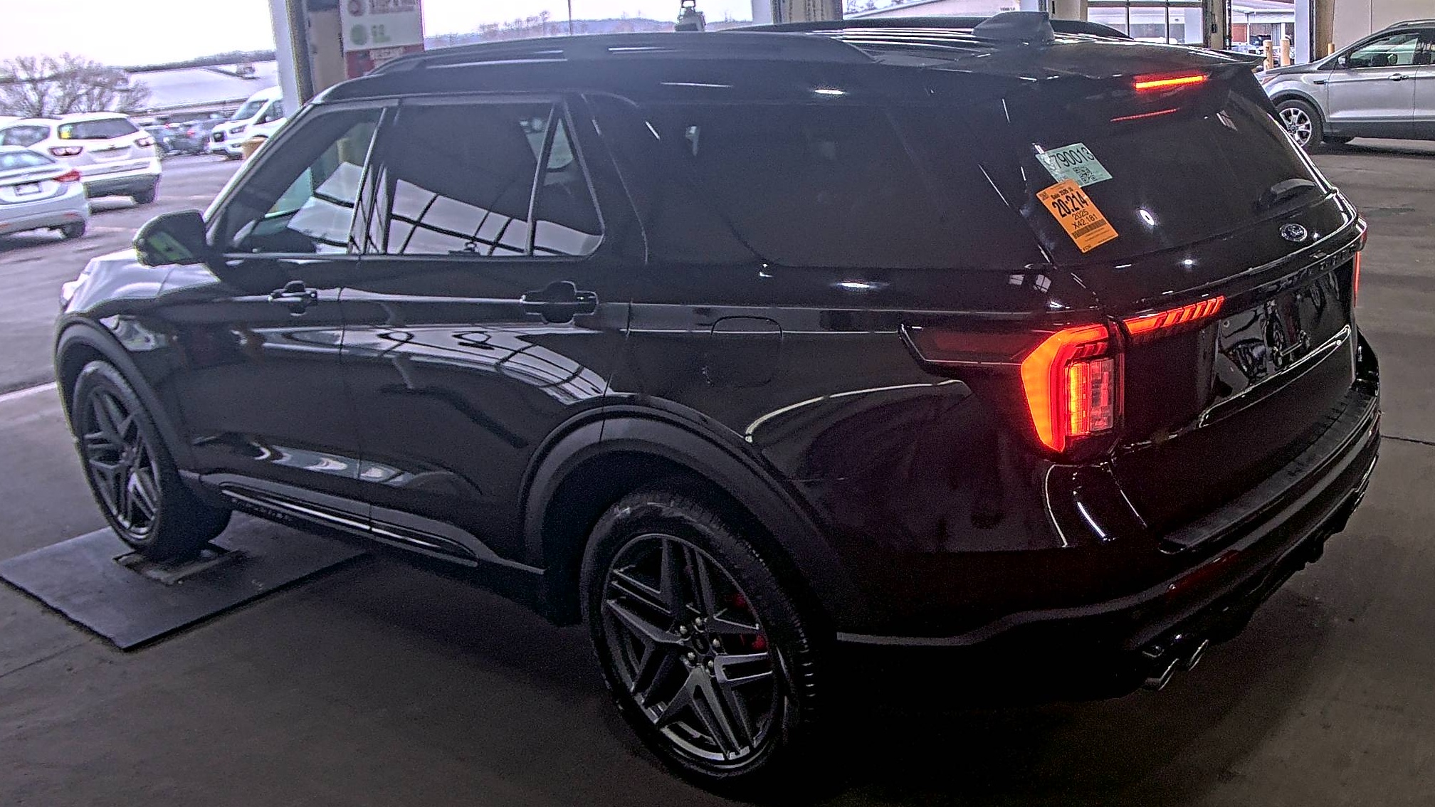 2025 Ford Explorer ST AWD