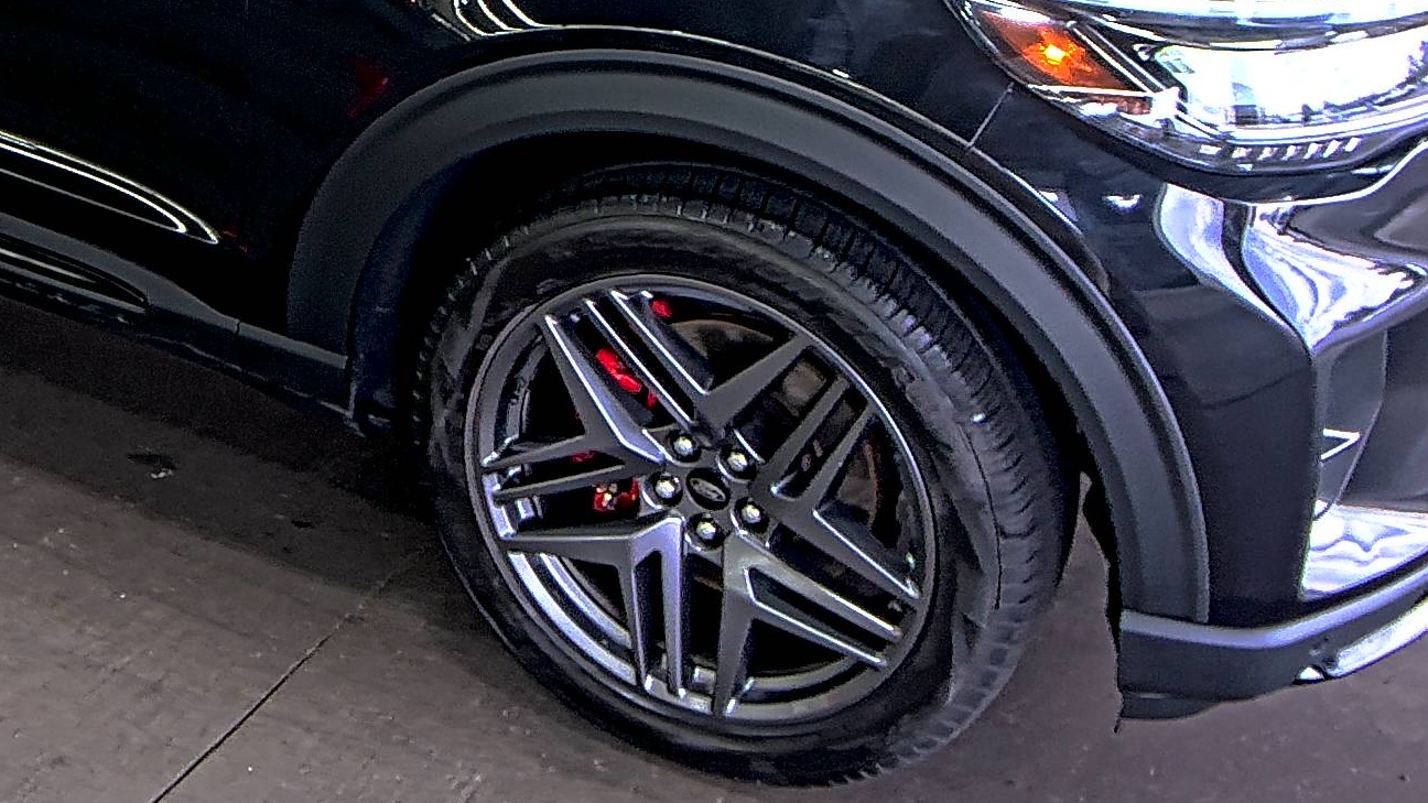 2025 Ford Explorer ST AWD