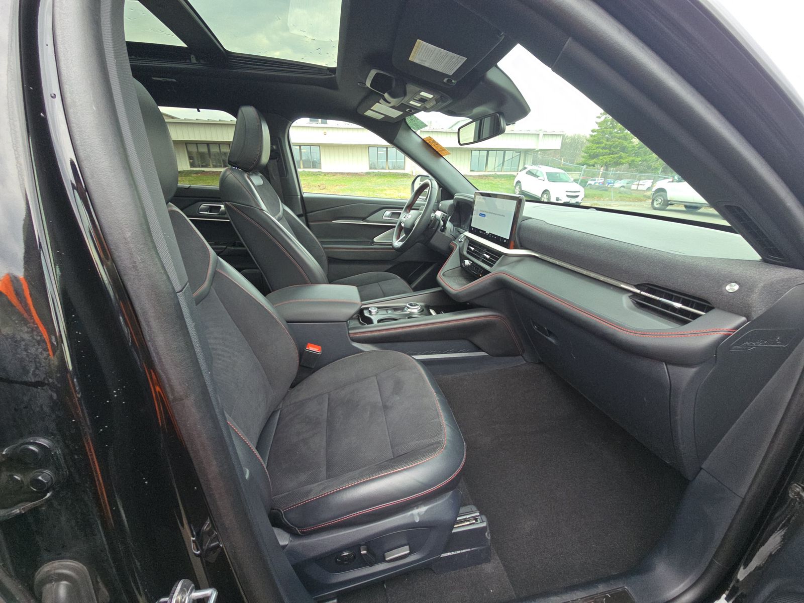 2025 Ford Explorer ST AWD