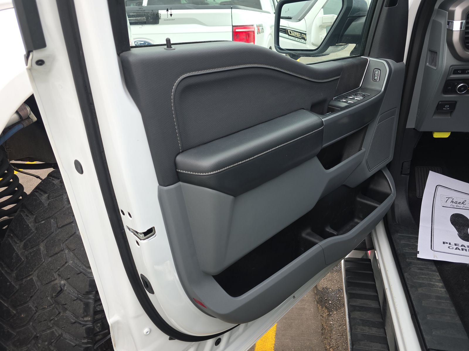 2024 Ford F-150 XLT AWD