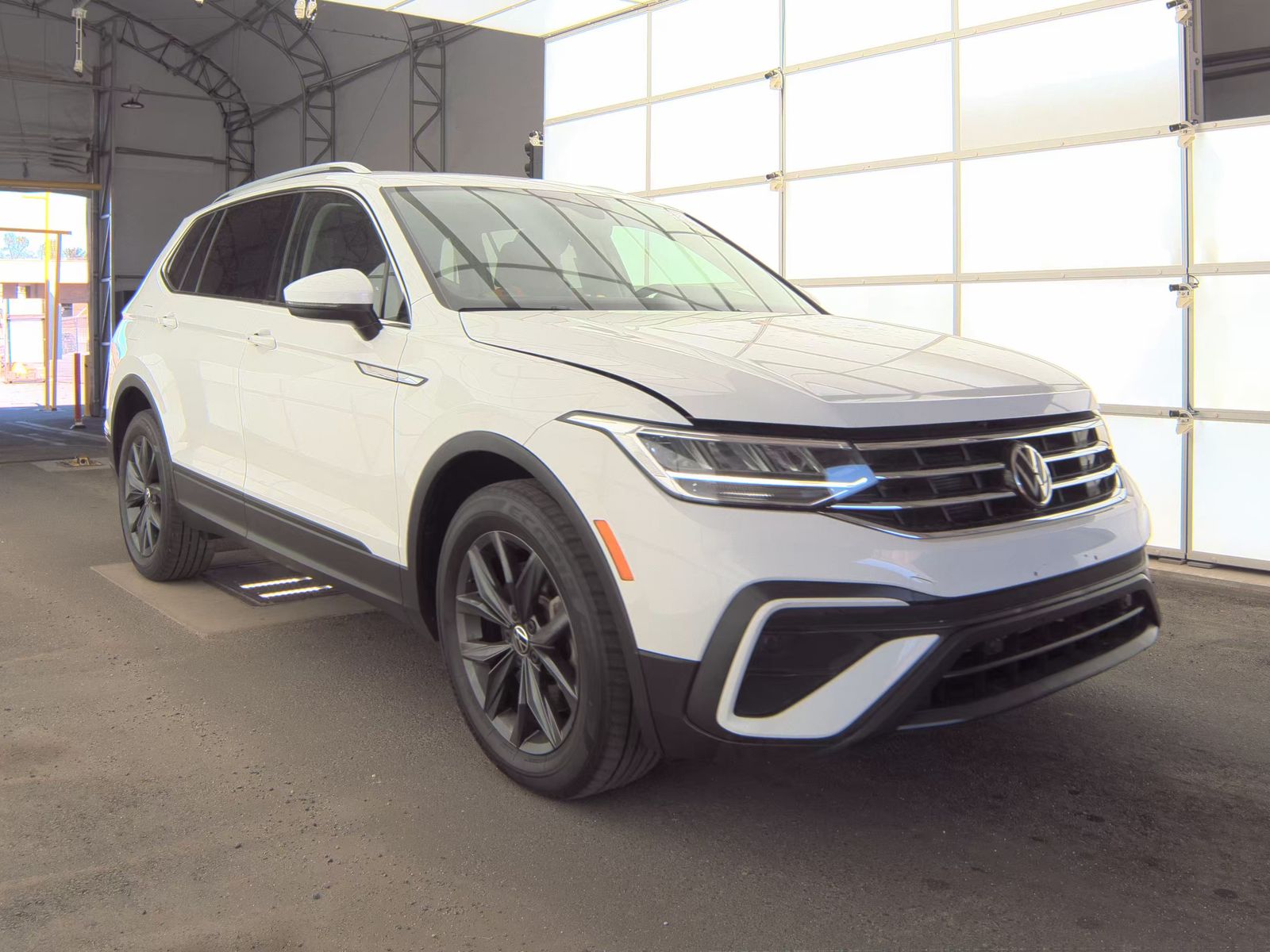 2022 Volkswagen Tiguan 2.0T SE AWD