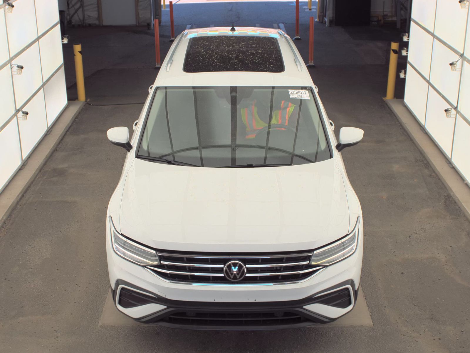 2022 Volkswagen Tiguan 2.0T SE AWD