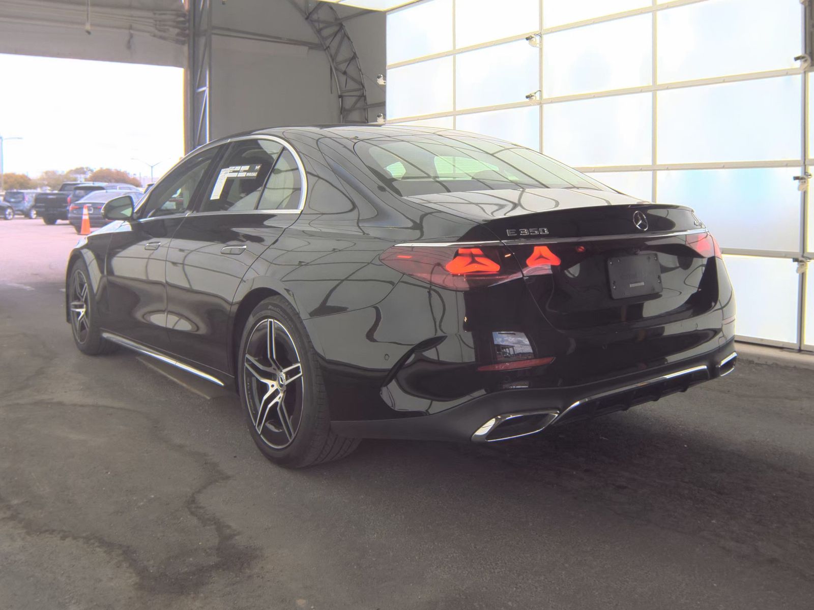 MERCEDES-BENZ E-CLASS - 9