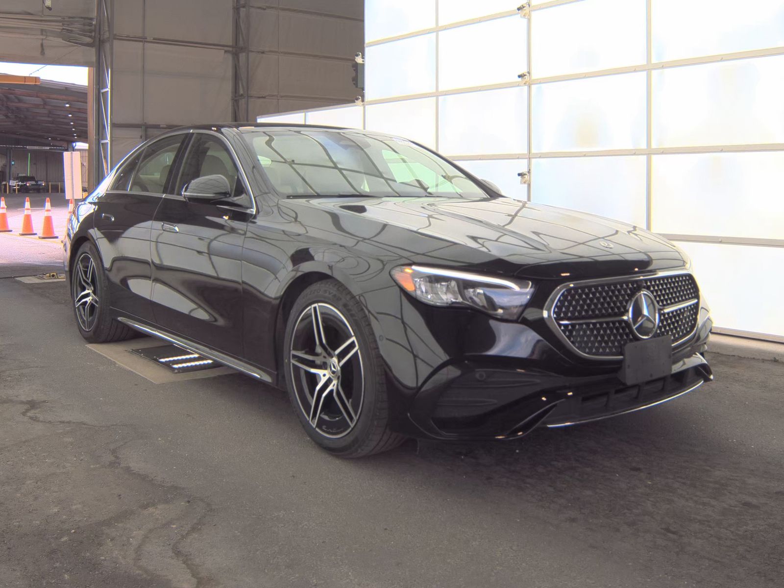 MERCEDES-BENZ E-CLASS - 5