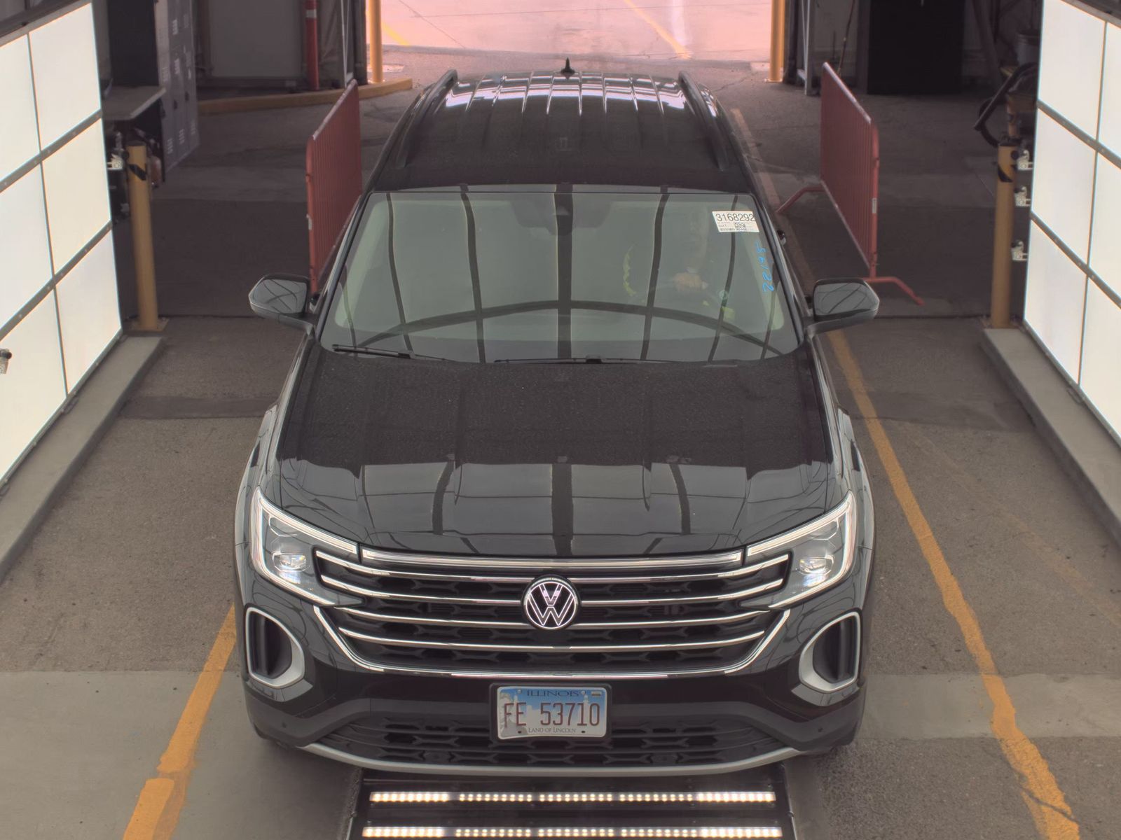 2025 Volkswagen Atlas 2.0T SE AWD