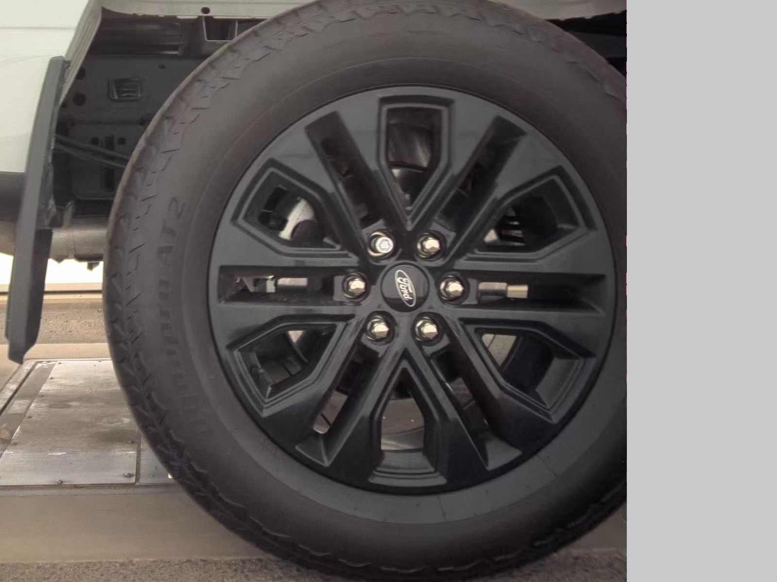 2024 Ford F-150 Hybrid XLT AWD